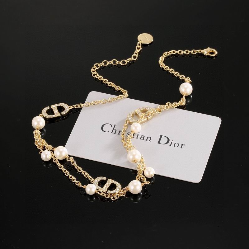 Dior Necklace 03yxs107